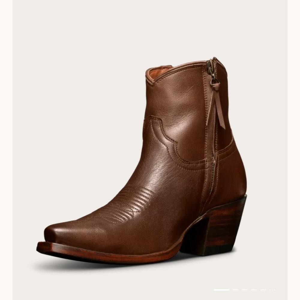 Tecovas “Daisy” Sequoia Boot